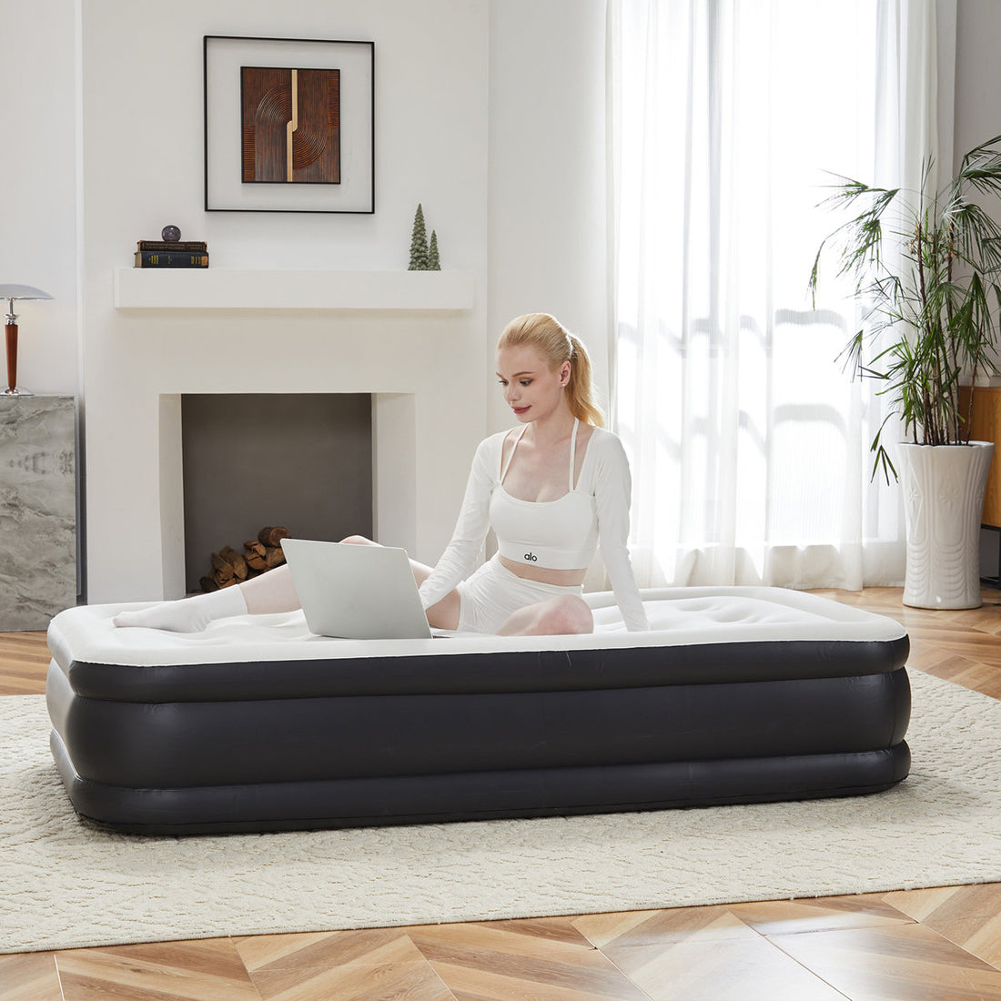16" H Air Mattress Bed with Built- in Pump Blow Up Mattresses for Camping, Indoor Colchon, Guests