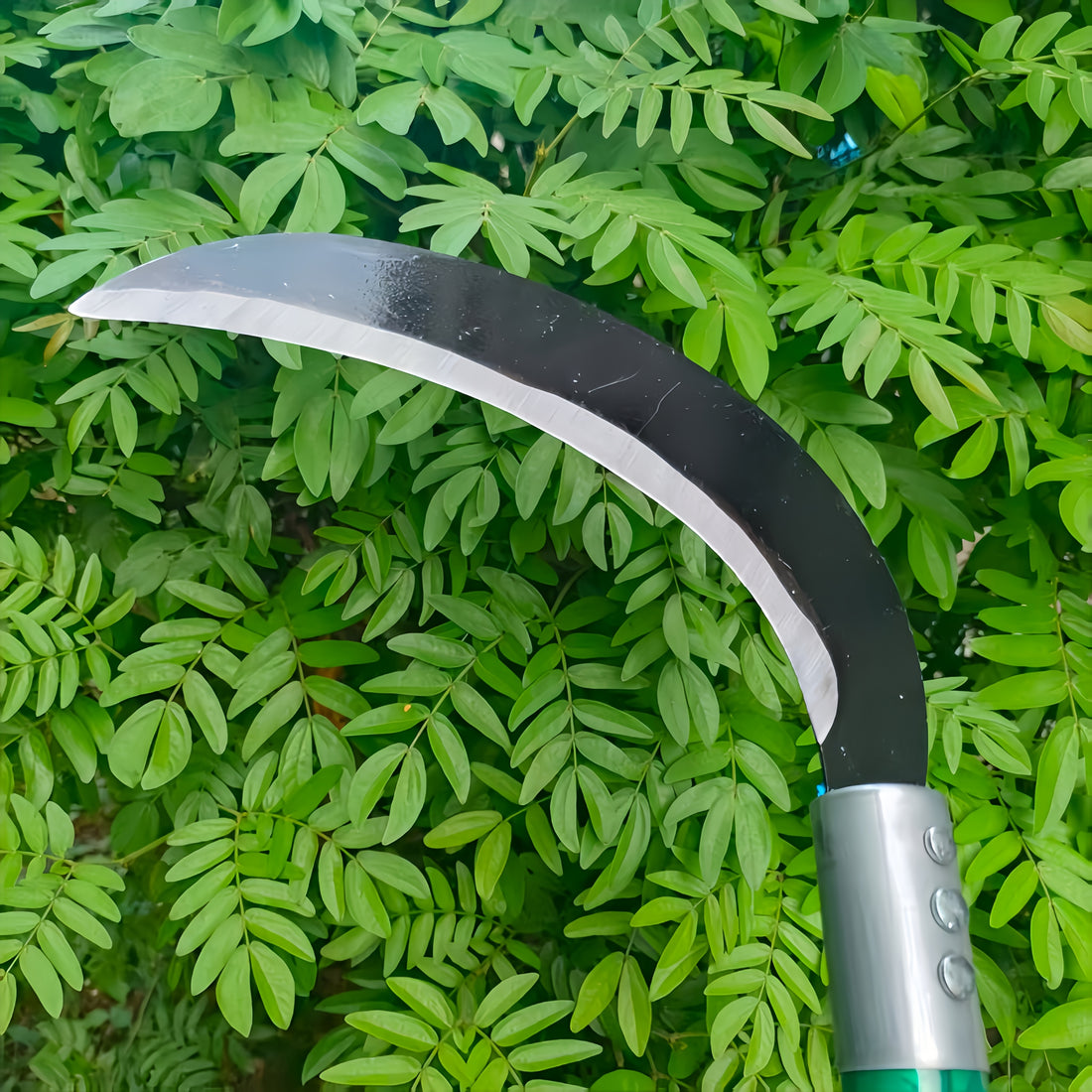 viral green pattern sharp blade mowing balancing