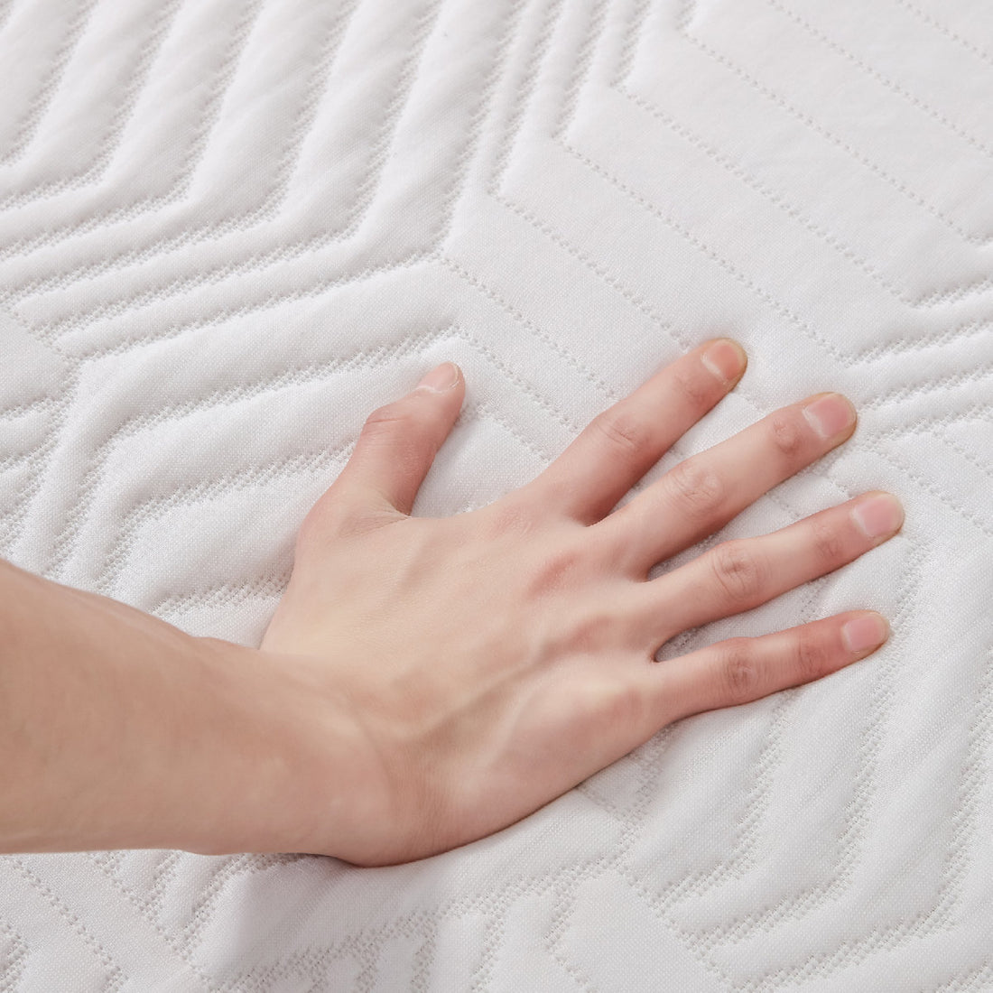 14" Medium Gel Memory Foam Mattress in a Box with Removable Cover