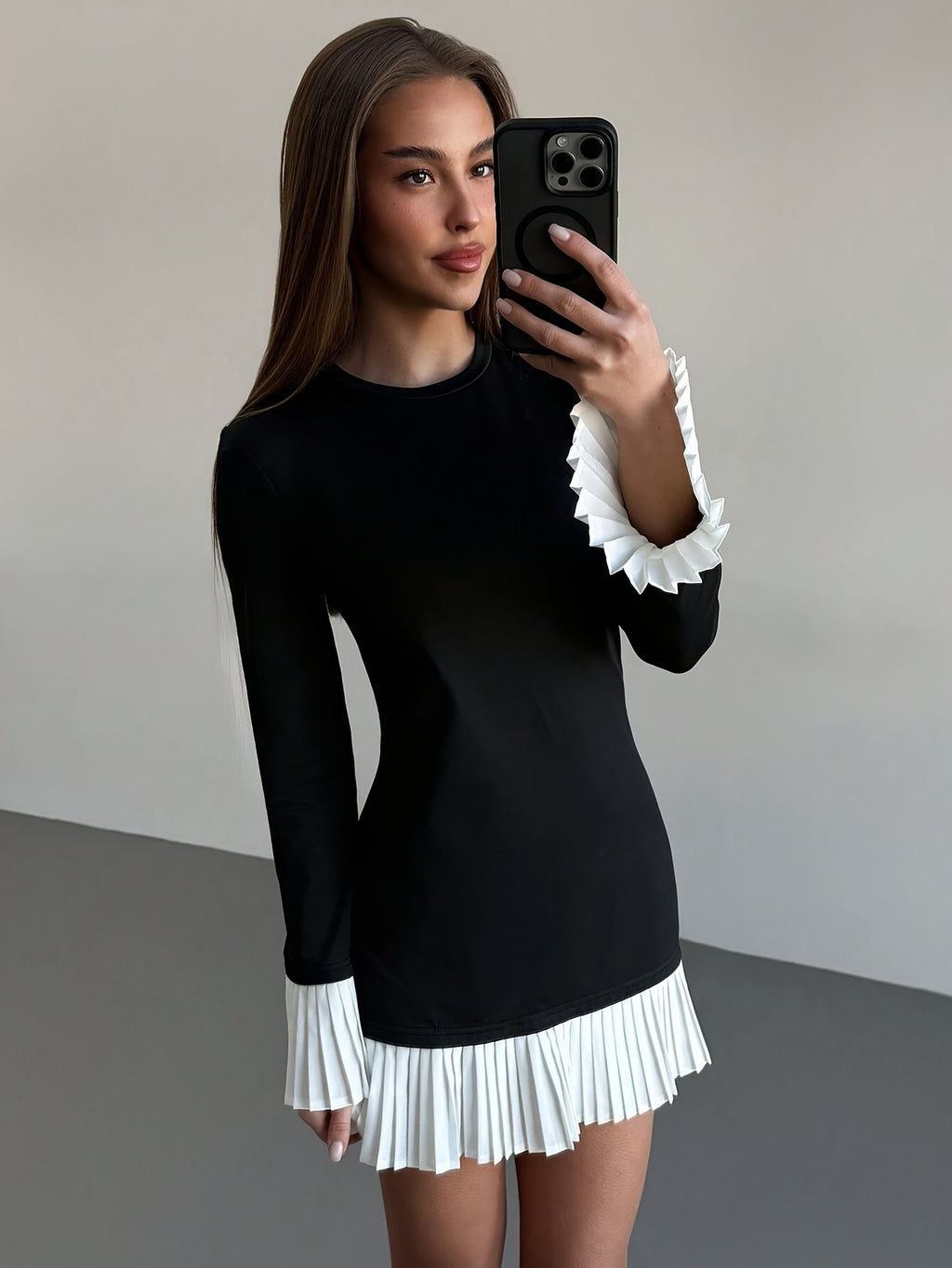 plus size elegant long sleeve crew neck solid color pleated