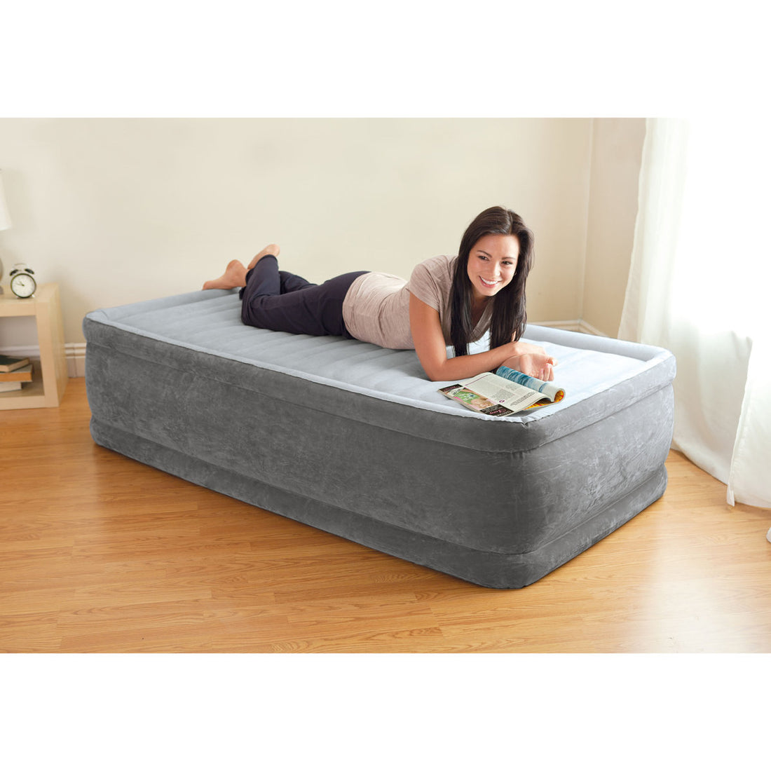 Intex 18" Queen Comfort Plush Elevated DuraBeam Airbed with Internal Electric Pump