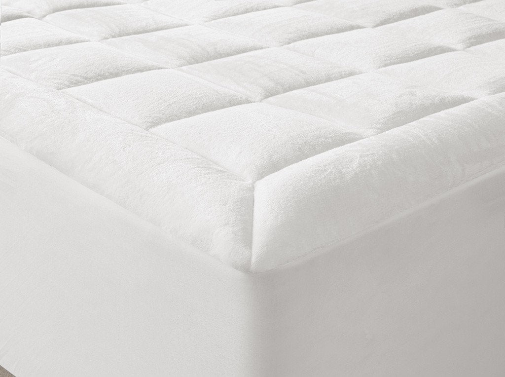 Overfilled Plush Hypoallergenic Down Alternative Waterproof Mattress Pad